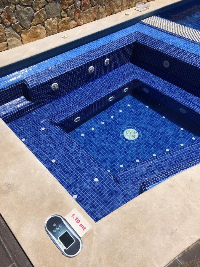 Full Private 300Sqm Villa Jacuzzi Heated Pool Ideal & Quiet Location Албуфейра Екстериор снимка