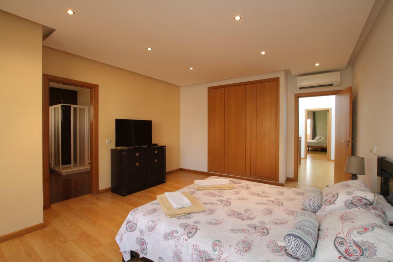 Full Private 300Sqm Villa Jacuzzi Heated Pool Ideal & Quiet Location Албуфейра Екстериор снимка