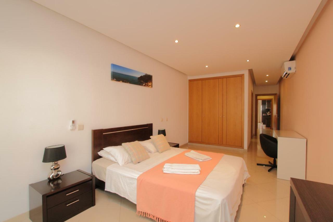 Full Private 300Sqm Villa Jacuzzi Heated Pool Ideal & Quiet Location Албуфейра Екстериор снимка