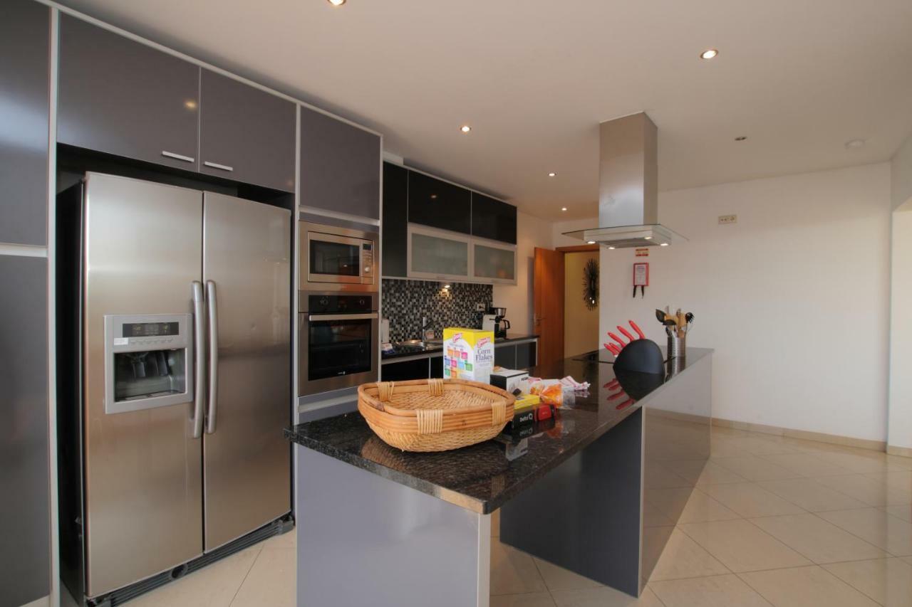 Full Private 300Sqm Villa Jacuzzi Heated Pool Ideal & Quiet Location Албуфейра Екстериор снимка